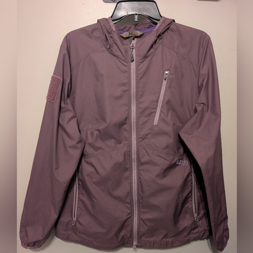 5.11 Tactical Cascadia Women's Windbreaker Plum Jacket Size L